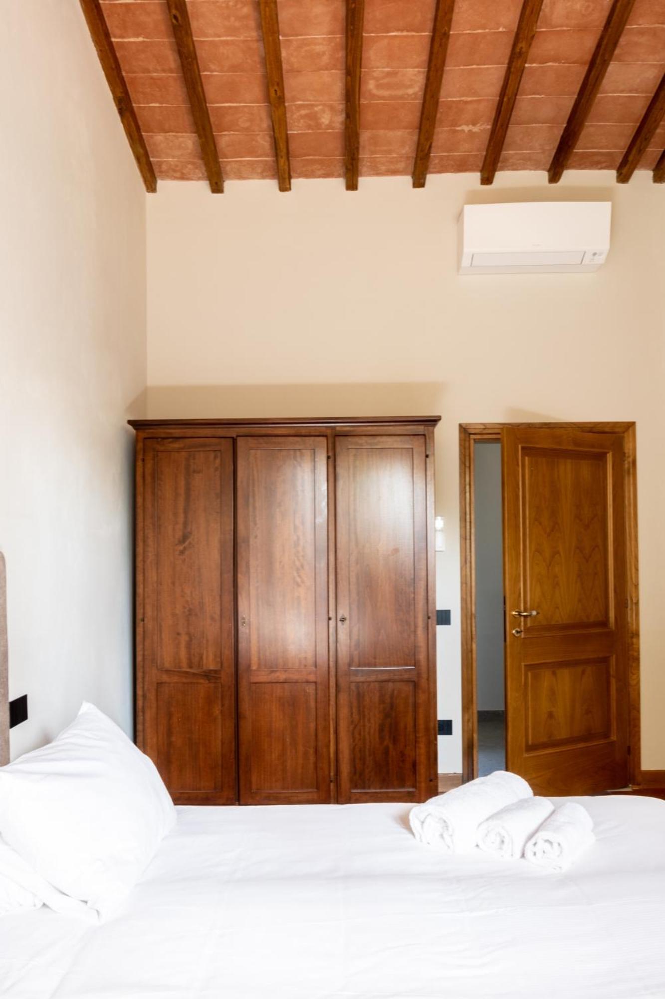 مونتايون Podere Fignano, Holiday Home - Apartments Fully Renovated 2024 المظهر الخارجي الصورة