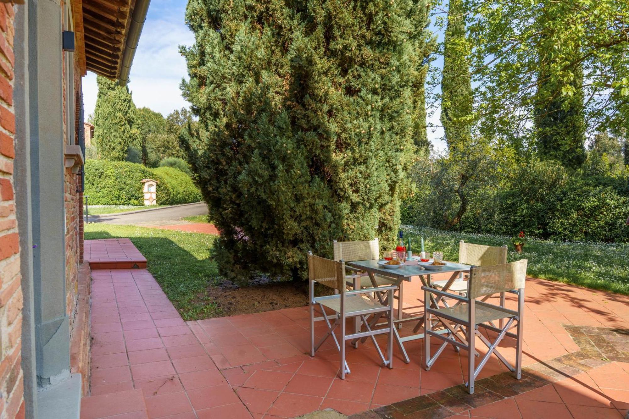 مونتايون Podere Fignano, Holiday Home - Apartments Fully Renovated 2024 الغرفة الصورة